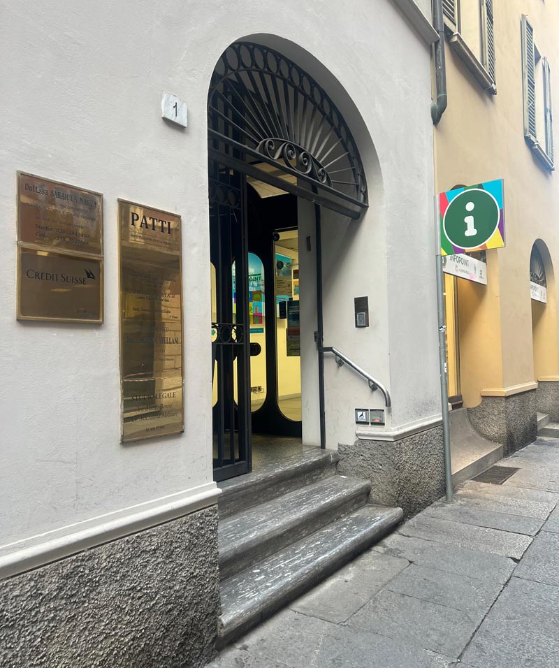 Ingresso uffici investigatore privato Patti - Brescia